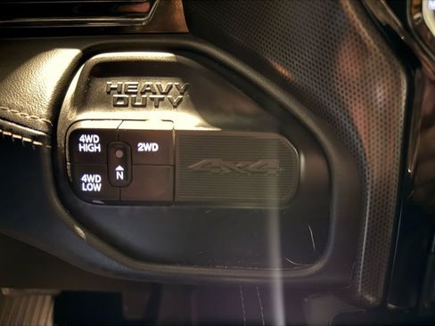 Used 2022 RAM 2500 Limited w/ Towing Technology Group image 23