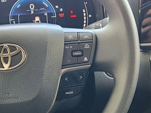 Used 2026 Toyota Camry LE w/ Convenience Package image 27