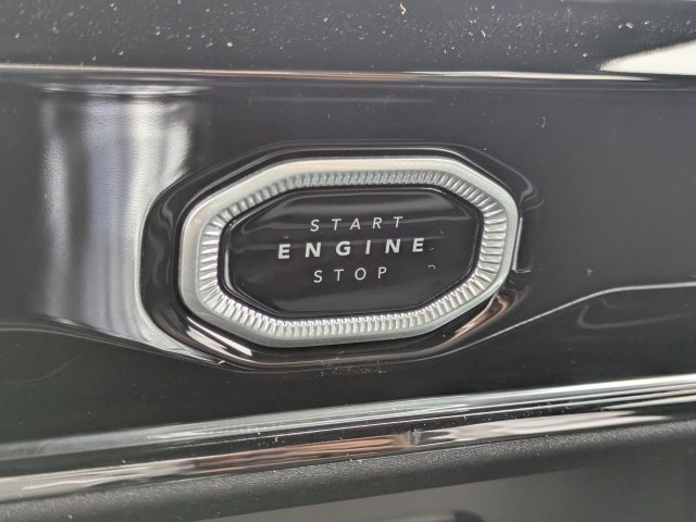 New 2026 Jeep Grand Cherokee Limited w/ Limited Altitude Package RWD image 36