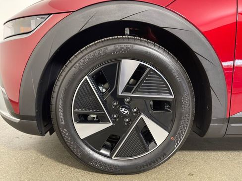 New 2026 Hyundai Ioniq 5 SEL image 11