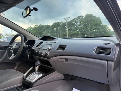 Used 2011 Honda Civic LX image 18