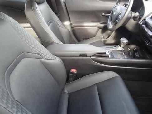 Used 2021 Lexus UX 250h w/ Premium Package image 10