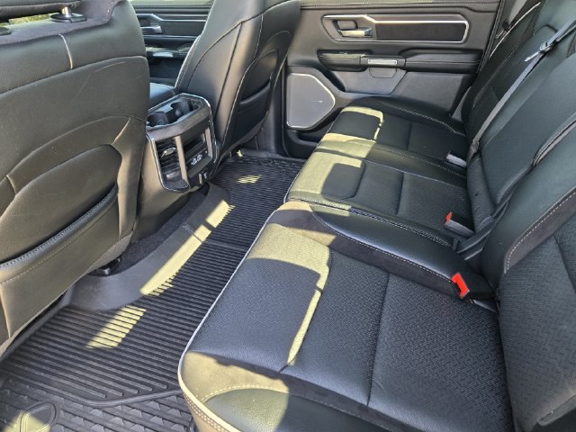 Used 2025 RAM 1500 Laramie AWD/4WD image 39