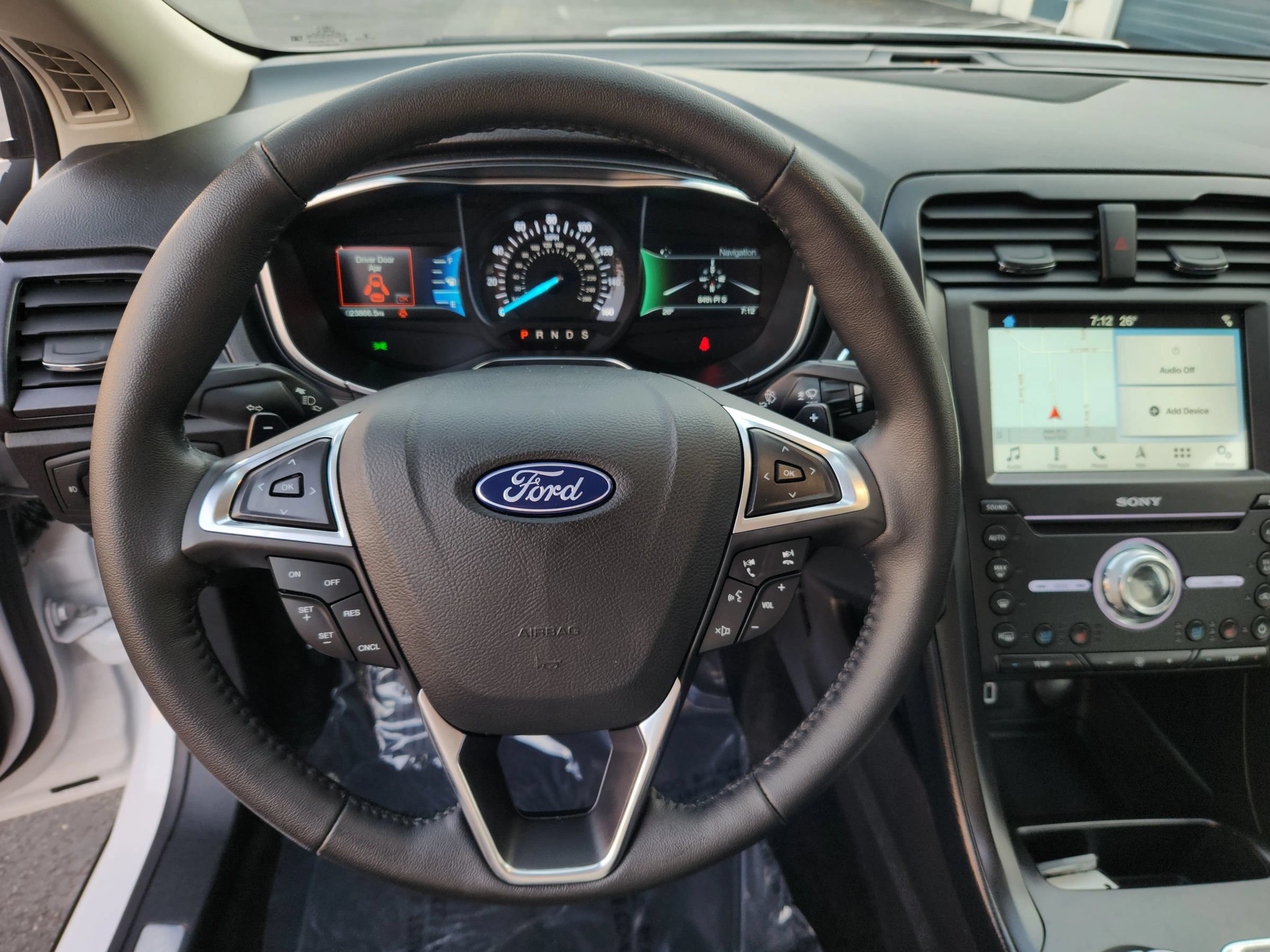 Used 2018 Ford Fusion Titanium AWD/4WD image 9