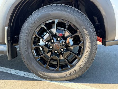 Certified 2025 Nissan Armada PRO-4X w/ Pro-4X Premium Package image 10