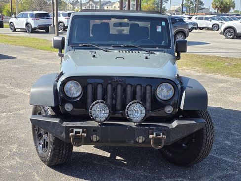 Used 2014 Jeep Wrangler Sport image 3