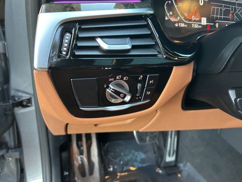 Used 2023 BMW 540i w/ M Sport Package image 47