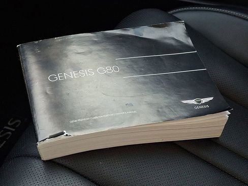 Used 2023 Genesis G80 2.5T image 28