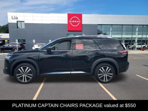 Certified 2023 Nissan Pathfinder Platinum AWD/4WD image 2