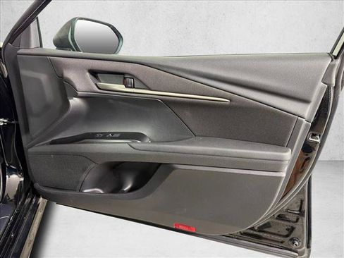 Used 2025 Toyota Camry LE FWD image 14