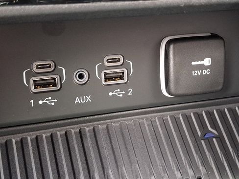 New 2026 Jeep Grand Cherokee Limited AWD/4WD image 16