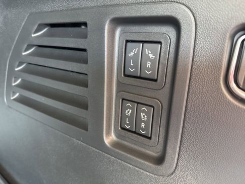 New 2026 Chevrolet Traverse RS w/ LPO, Floor Liner Package image 13