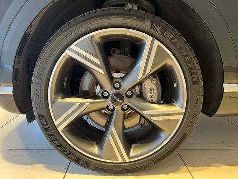 Used 2025 Genesis GV80 3.5T Prestige AWD/4WD image 12