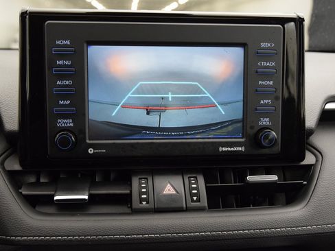 Used 2022 Toyota RAV4 XLE Premium image 30