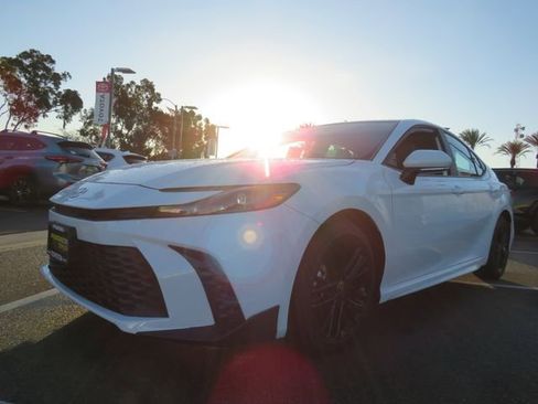 Certified 2026 Toyota Camry SE image 3