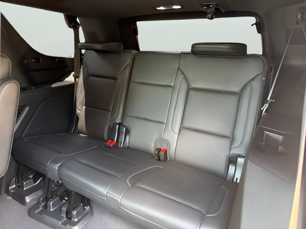 Used 2023 GMC Yukon Denali AWD/4WD image 39