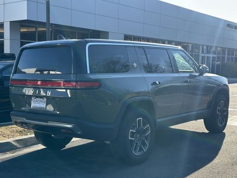Used 2022 Rivian R1S Launch Edition image 5