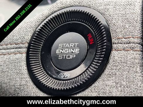 Used 2023 Jeep Compass Latitude w/ Sun and Sound Group image 32