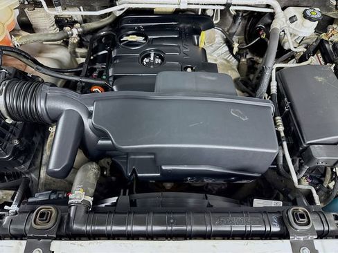 Used 2018 Chevrolet Colorado W/T image 27