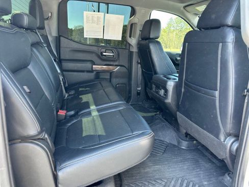 Used 2021 Chevrolet Silverado 1500 RST image 12
