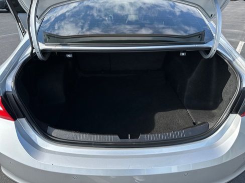 Used 2018 Chevrolet Malibu LT w/ Driver Confidence Package image 18