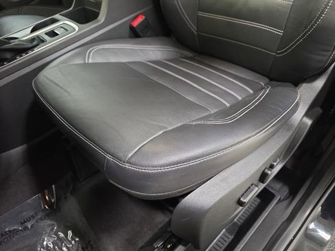 Used 2018 Ford Escape SEL FWD image 27