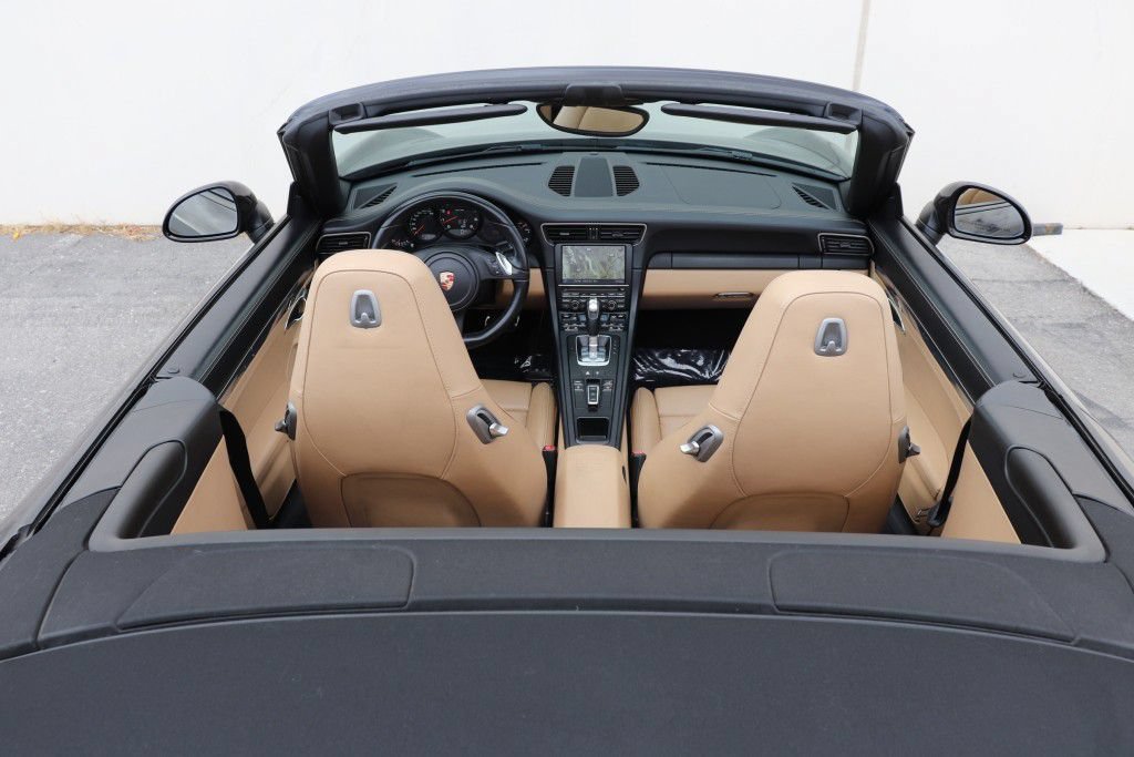 Used 2013 Porsche 911 Carrera w/ Bose Audio Pkg RWD image 20