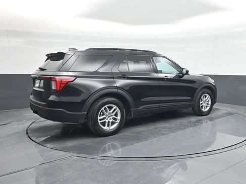 New 2026 Ford Explorer Active image 15