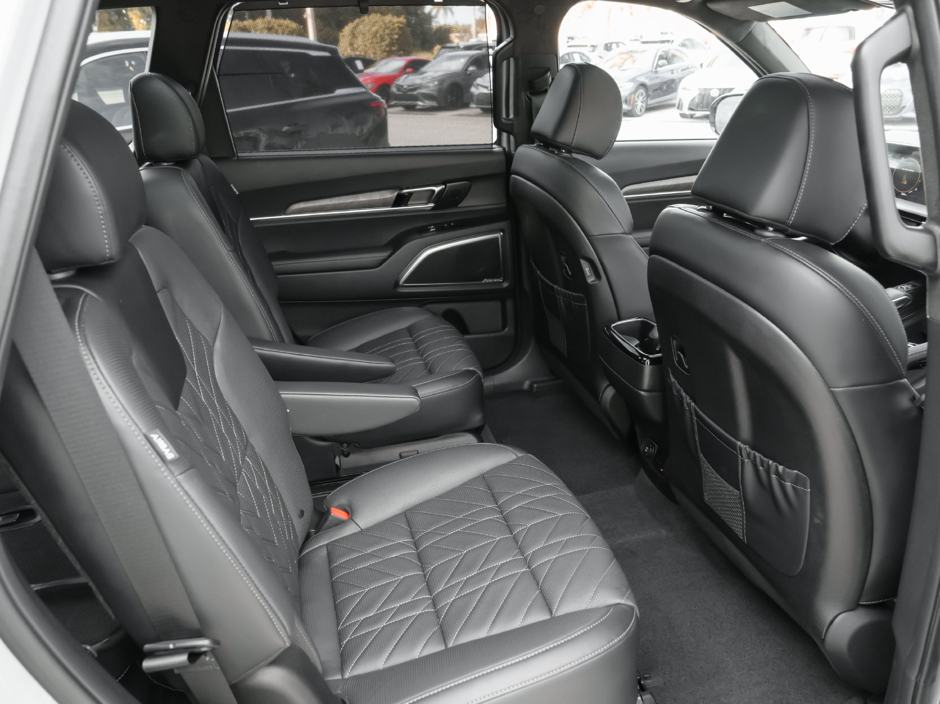 Used 2025 Kia Telluride SX Prestige X-Pro AWD/4WD image 8