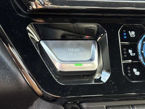 Used 2023 GMC Sierra 1500 AT4 w/ AT4 Premium Package image 17