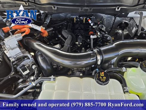 Certified 2025 Ford F150 King Ranch w/ FX4 Off-Road Package AWD/4WD image 22