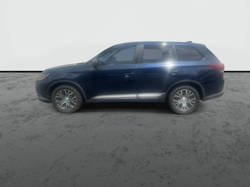 Used 2017 Mitsubishi Outlander ES FWD image 5