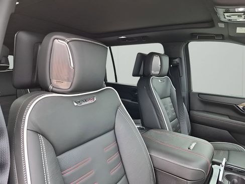 New 2026 GMC Yukon XL AT4 Ultimate image 15