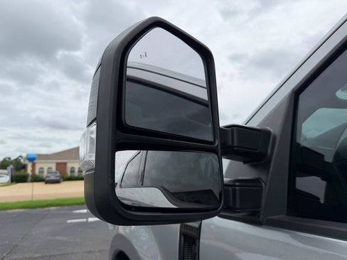 Used 2020 Ford F250 Lariat AWD/4WD image 10
