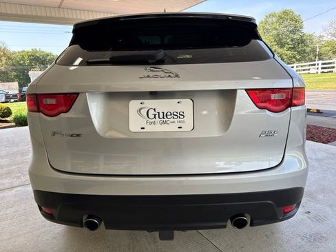 Used 2017 Jaguar F-PACE Prestige AWD/4WD image 5