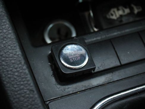 Used 2012 Volkswagen Jetta GLI Autobahn FWD image 89