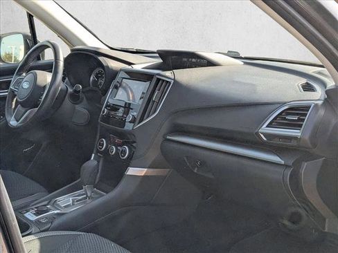 Used 2020 Subaru Forester Premium image 23