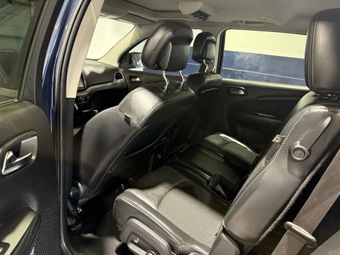 Used 2015 Dodge Journey Crossroad w/ Flexible Seating Group image 5