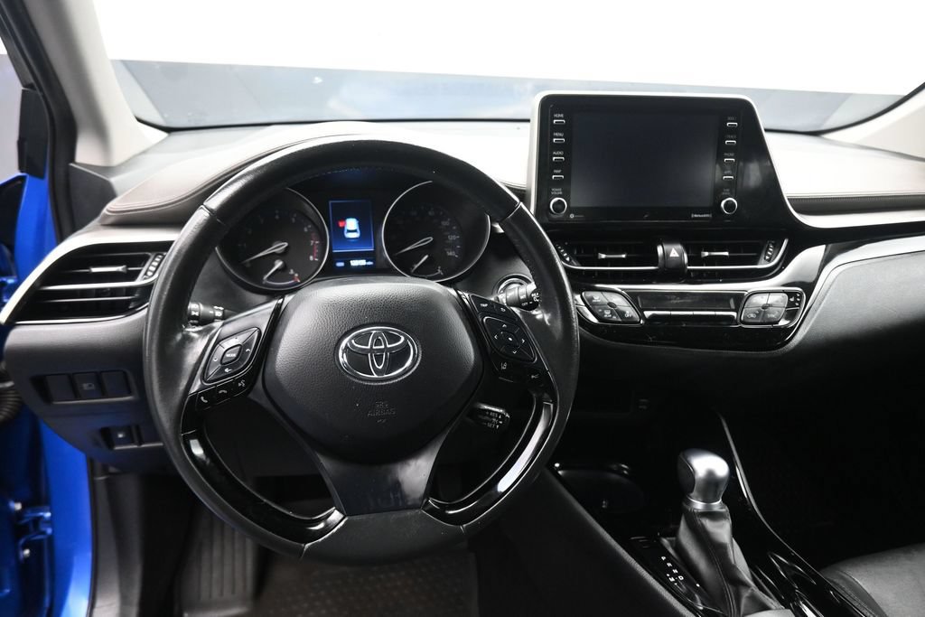 Used 2021 Toyota C-HR Limited FWD image 14