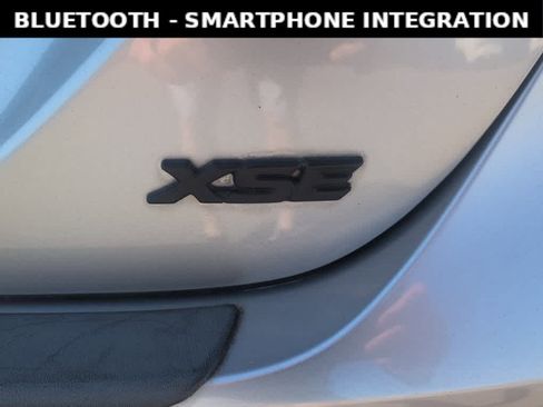 Used 2023 Toyota Camry XSE image 5