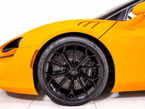 New 2026 McLaren Artura Spider image 15