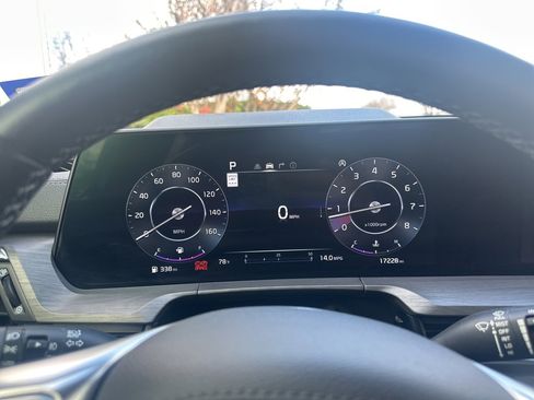 Used 2024 Kia Telluride SX X-Line image 8