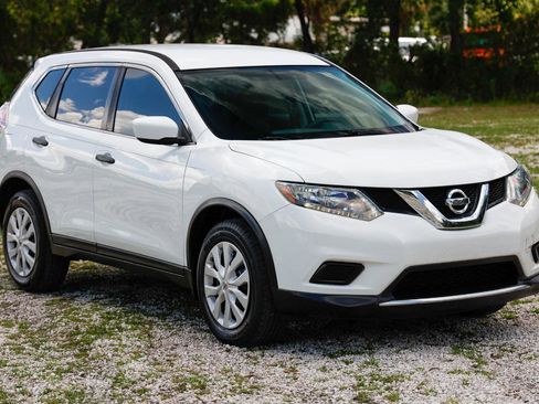 Used 2016 Nissan Rogue S FWD image 15