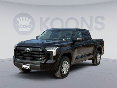 Used 2022 Toyota Tundra SR5 w/ SR5 Convenience Package