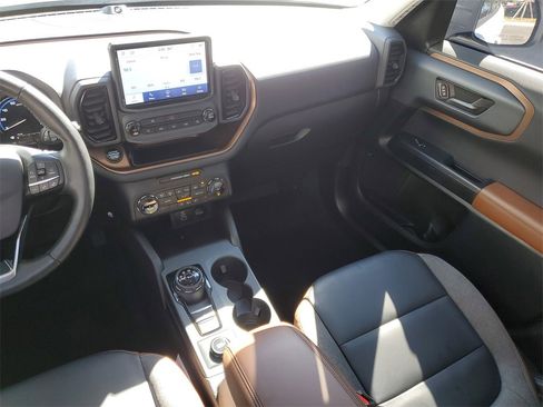 Used 2023 Ford Bronco Sport Outer Banks w/ Tech Package image 18