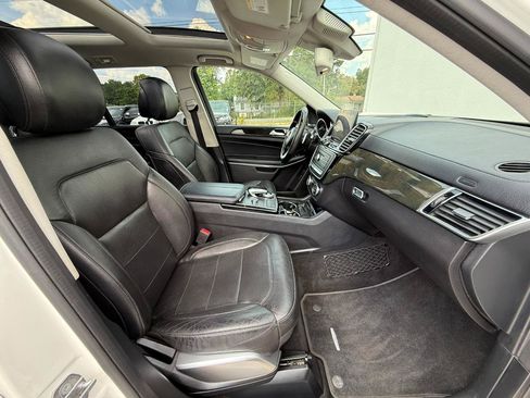 Used 2018 Mercedes-Benz GLS 550 4MATIC image 25