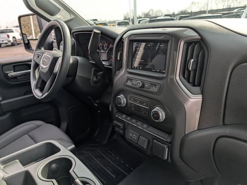 New 2026 GMC Sierra 3500 Pro image 29