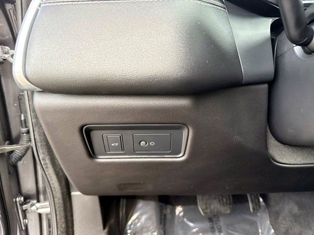 Used 2024 Jaguar F-PACE R-Dynamic S AWD/4WD image 34