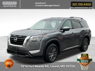 Used 2025 Nissan Pathfinder SV w/ SV Premium Package video 2