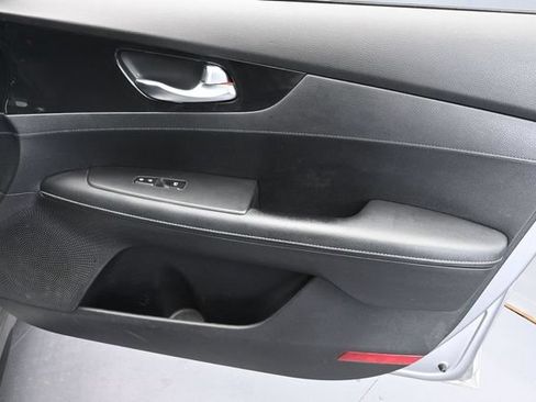 Used 2022 Kia Forte GT-Line FWD image 32